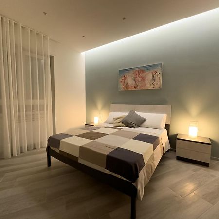 Al Civico3 Home & Suites サレルノ エクステリア 写真