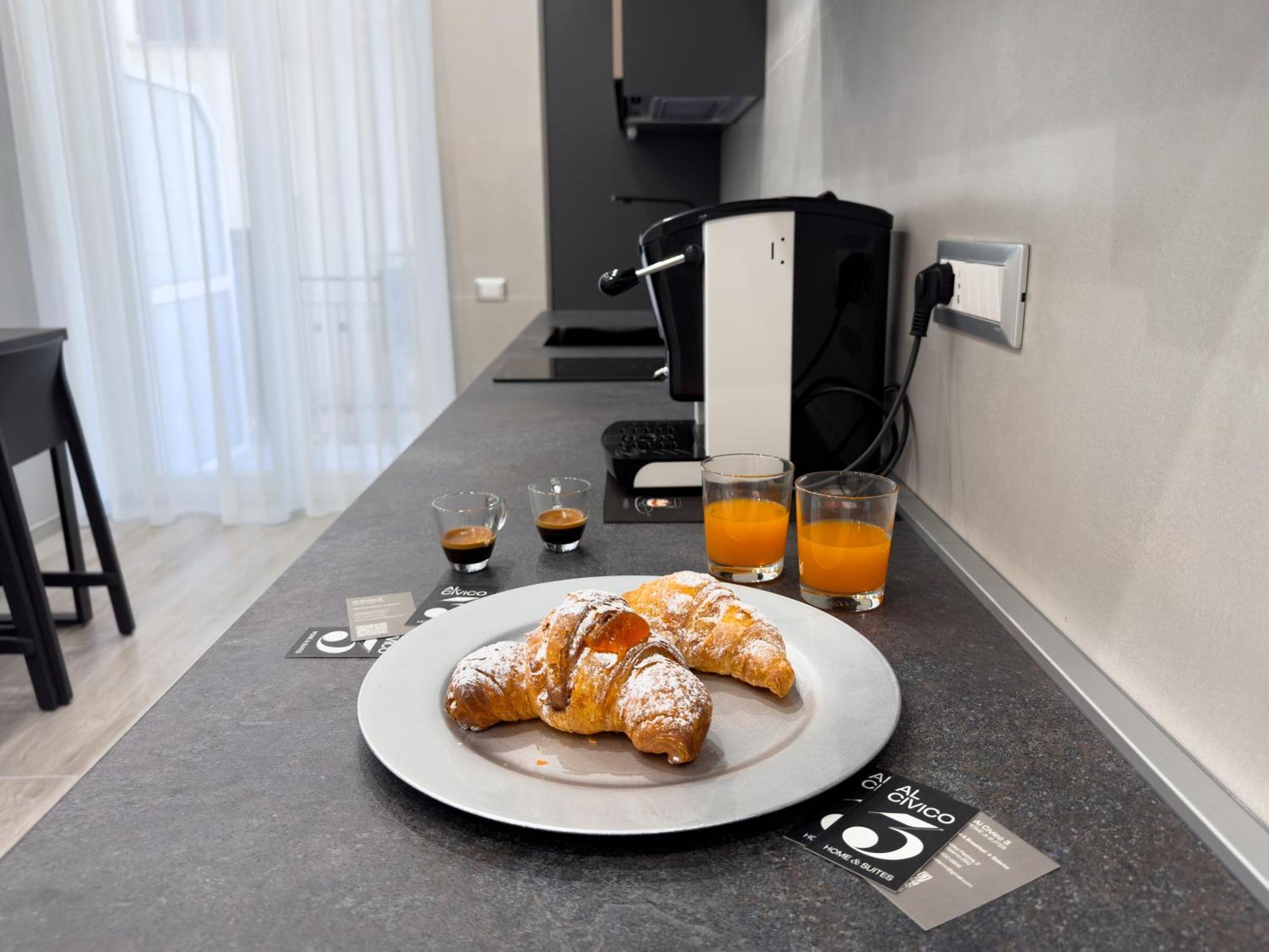 Al Civico3 Home & Suites サレルノ エクステリア 写真