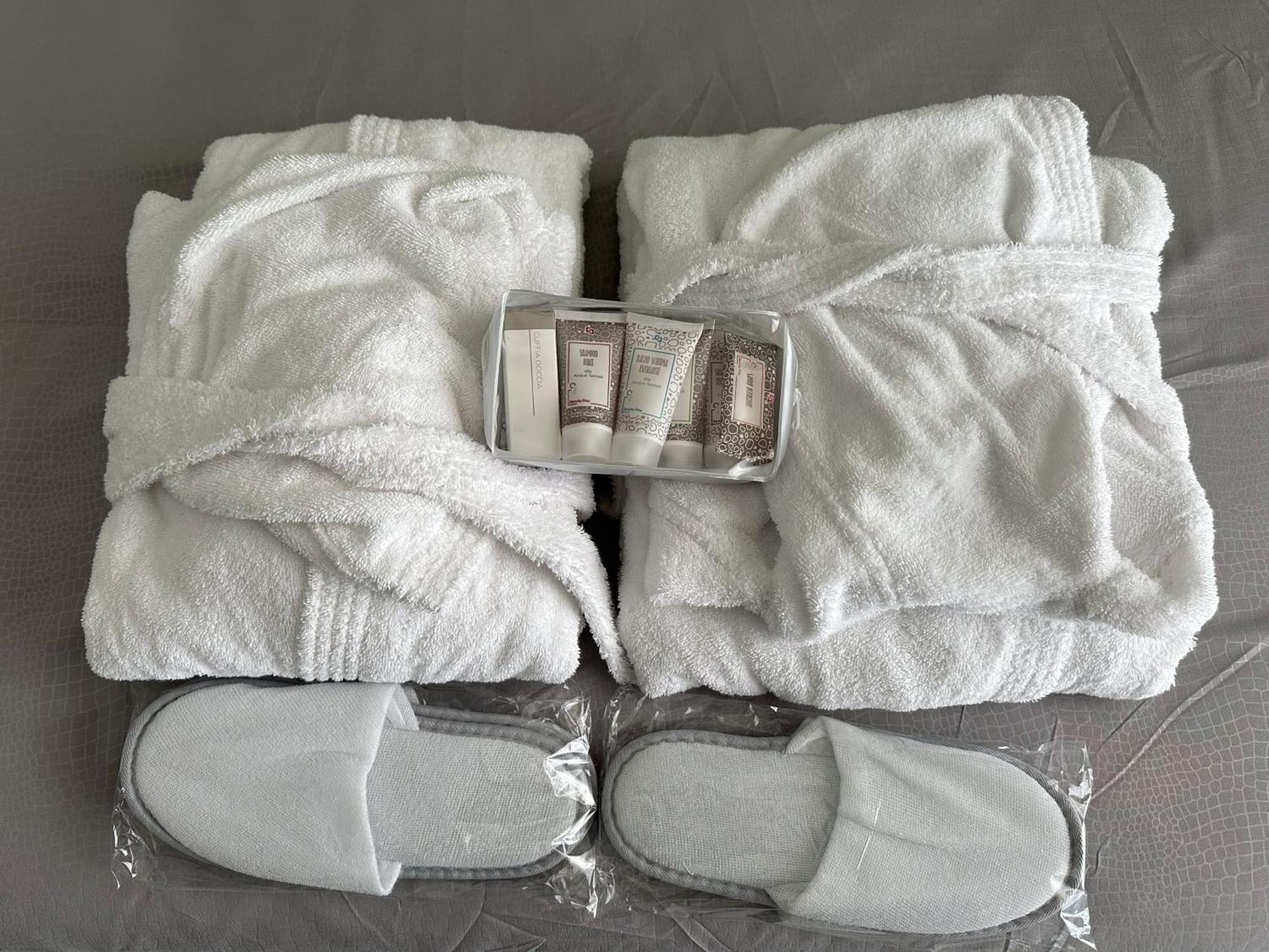 Al Civico3 Home & Suites サレルノ エクステリア 写真